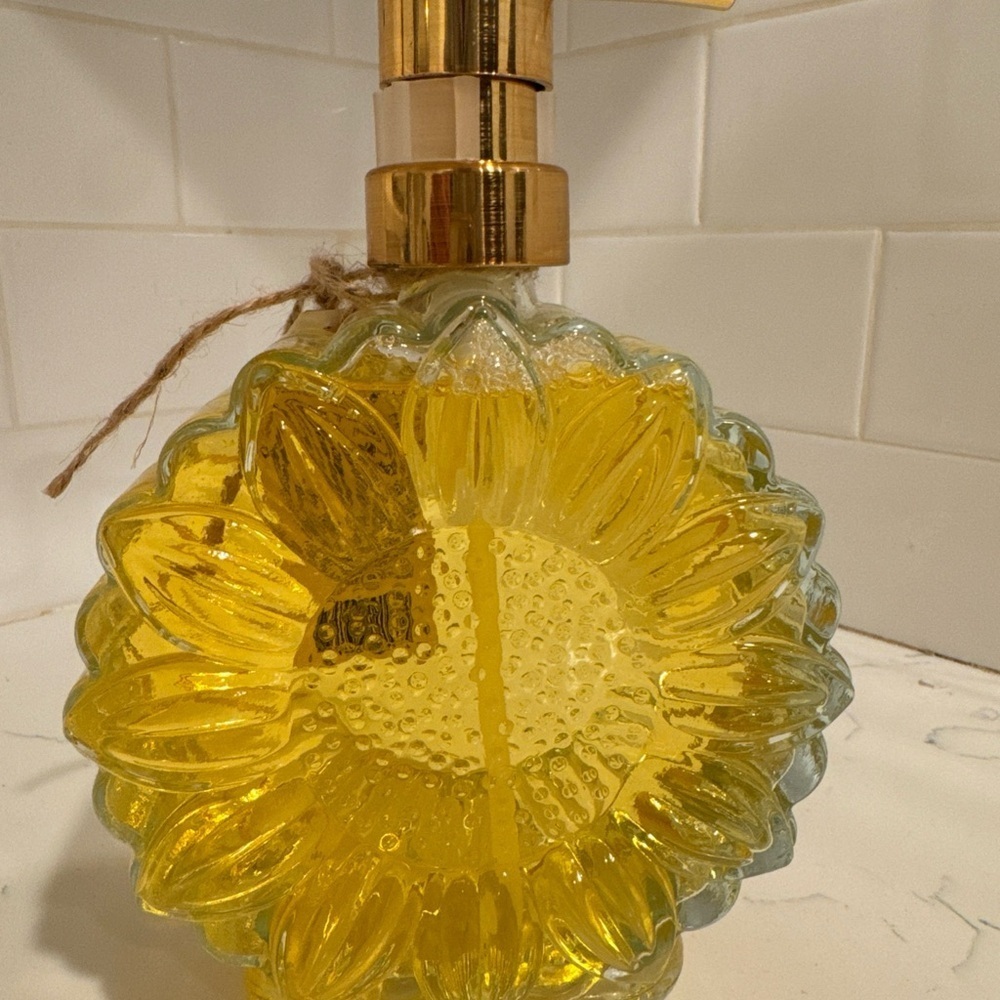 Asquith & Somerset Sunflower Hand Wash 16.9 oz Bottle Thankful & Grateful NEW - Picture 4 of 7